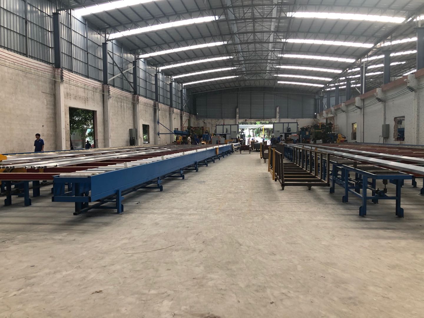 生產(chǎn)車(chē)間