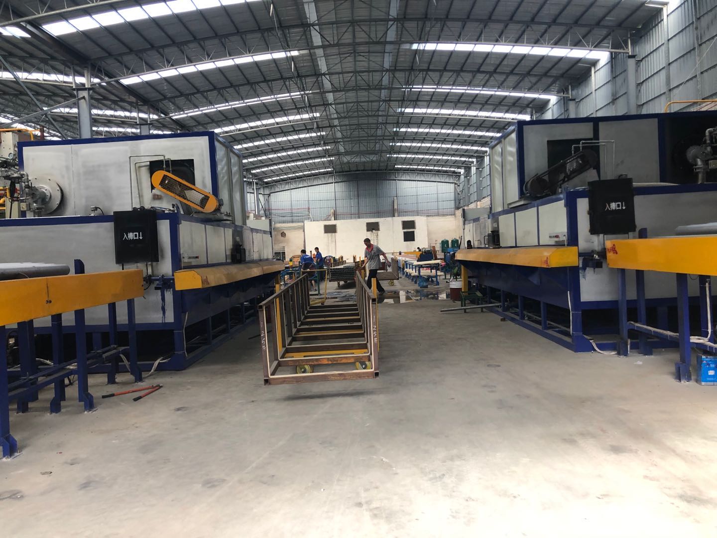 生產(chǎn)車(chē)間