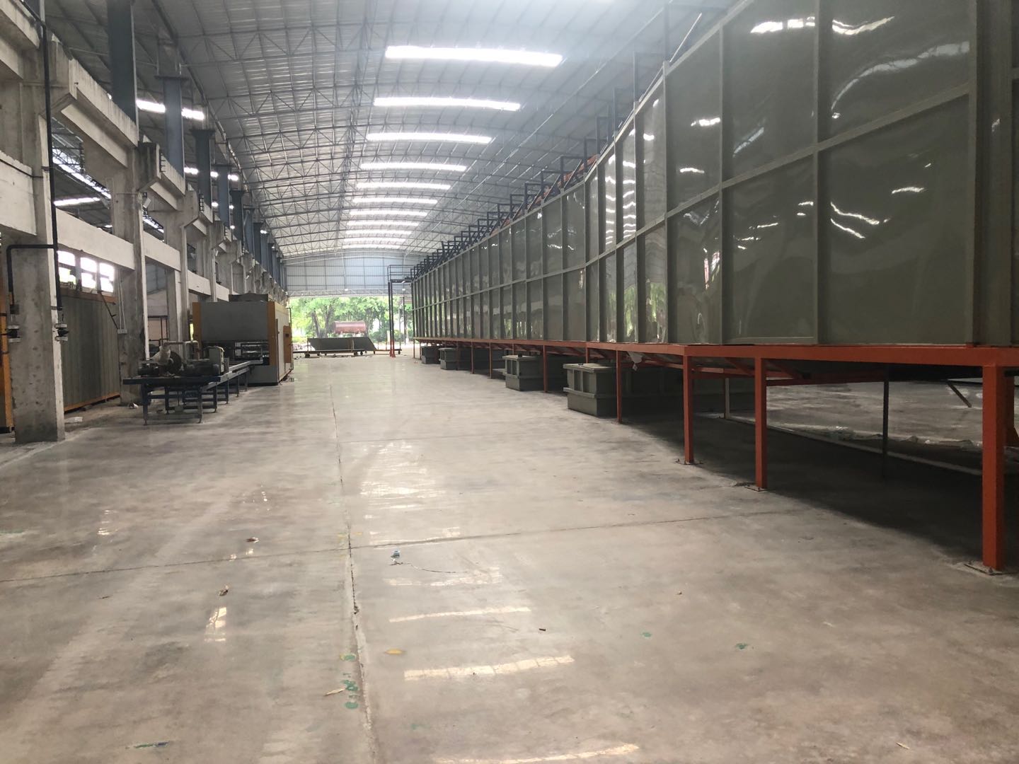 生產(chǎn)車(chē)間